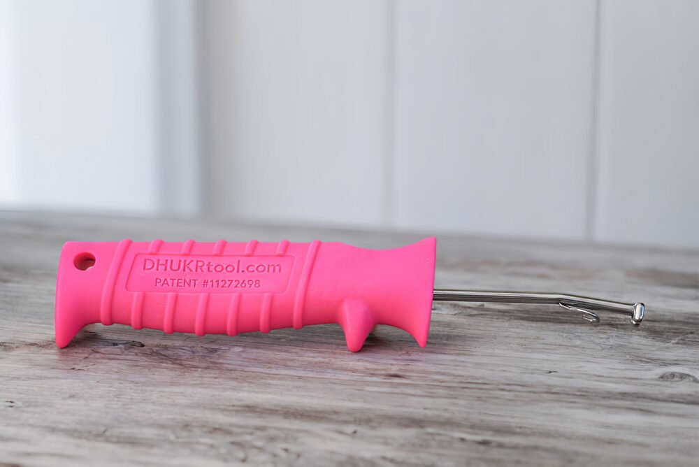 reliable hook removal tool for fishing injuries